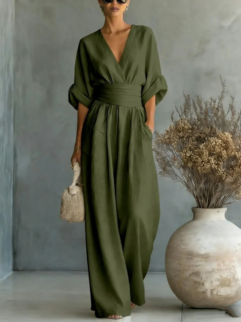 Valeria - Elegante vestido con escote en V, espalda descubierta y mangas fluidas