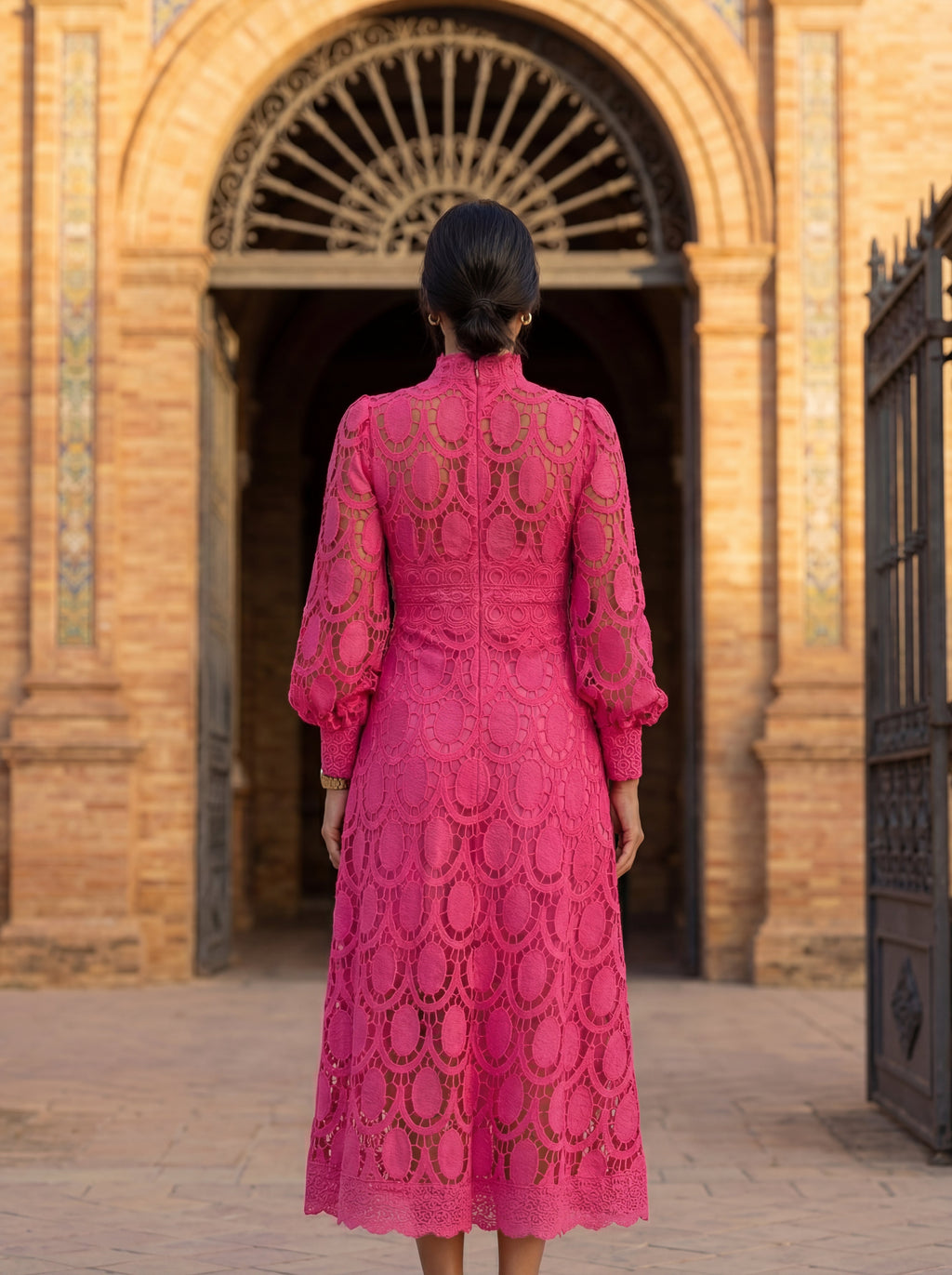 Carmen - Elegante vestido de seda
