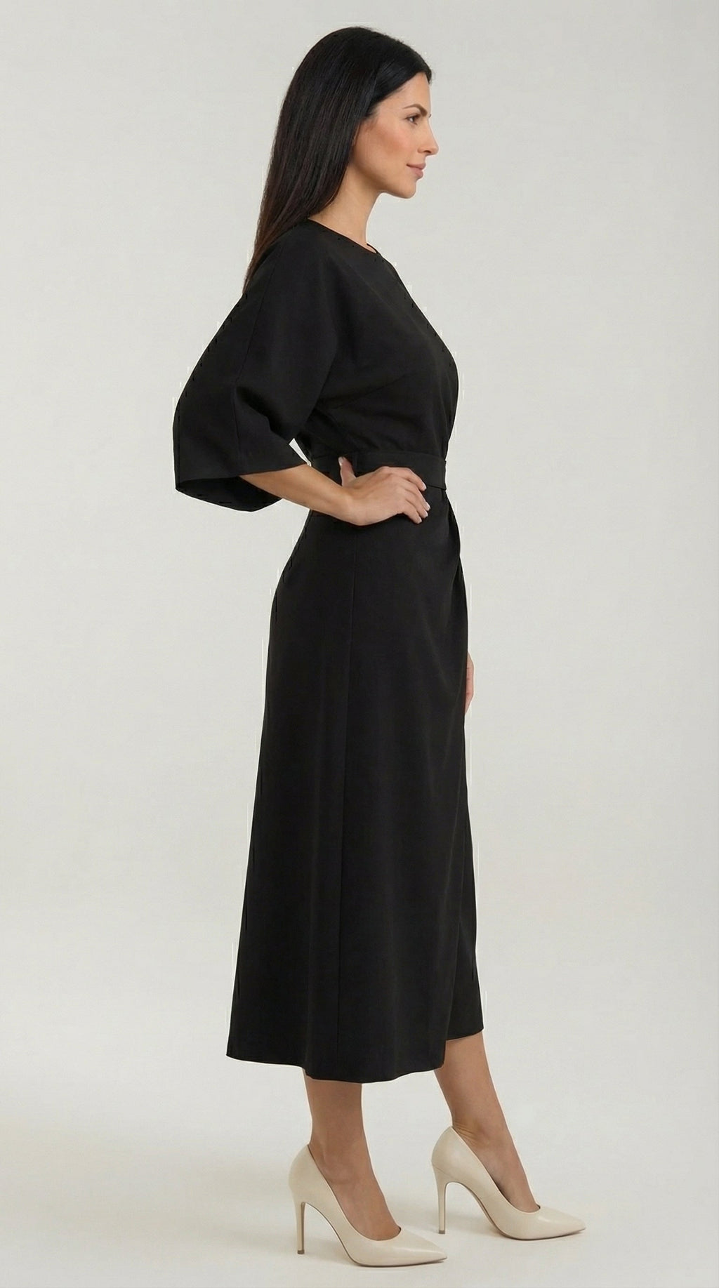 Vestido largo de Ana con cinturón