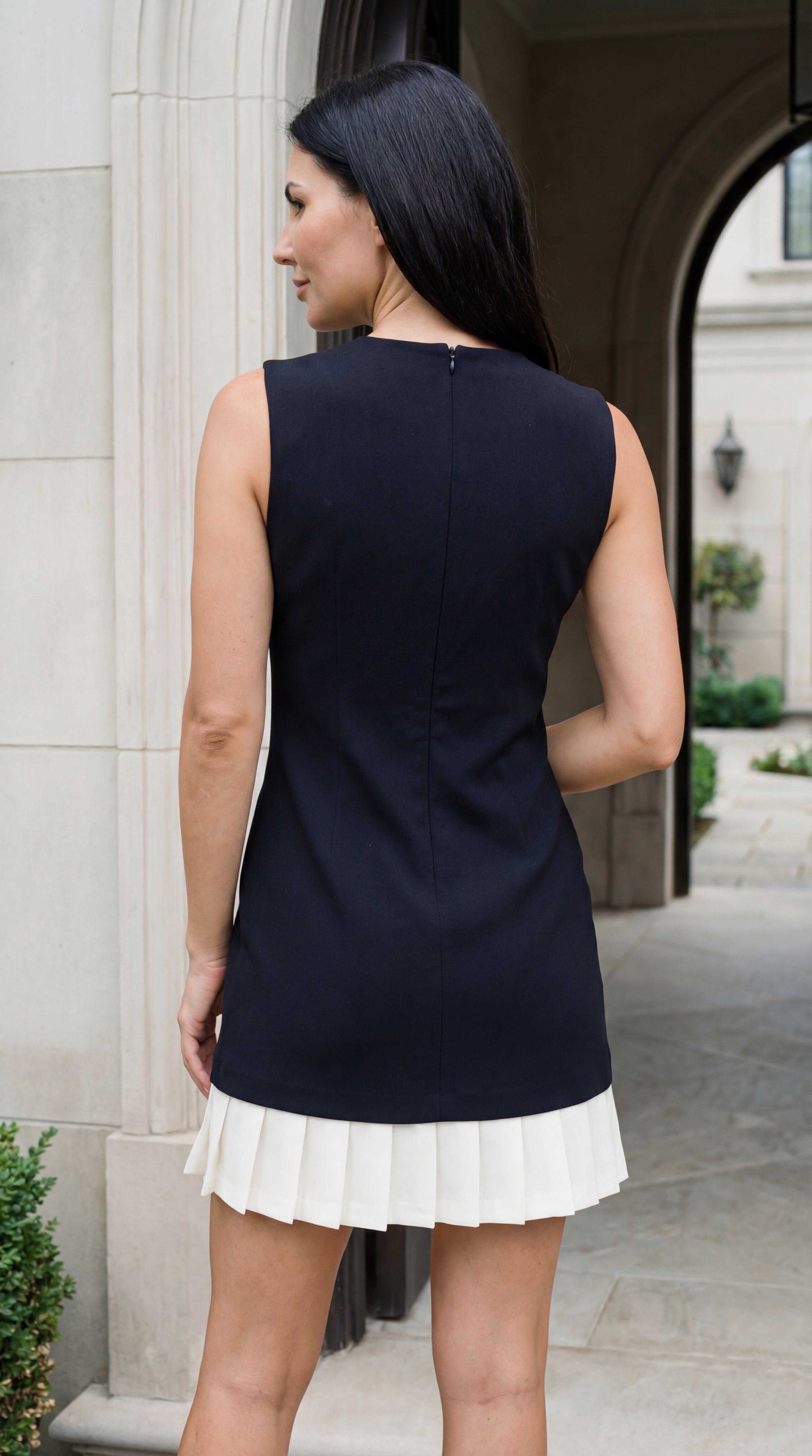 Vestido mini sin mangas de corte en A de Celine