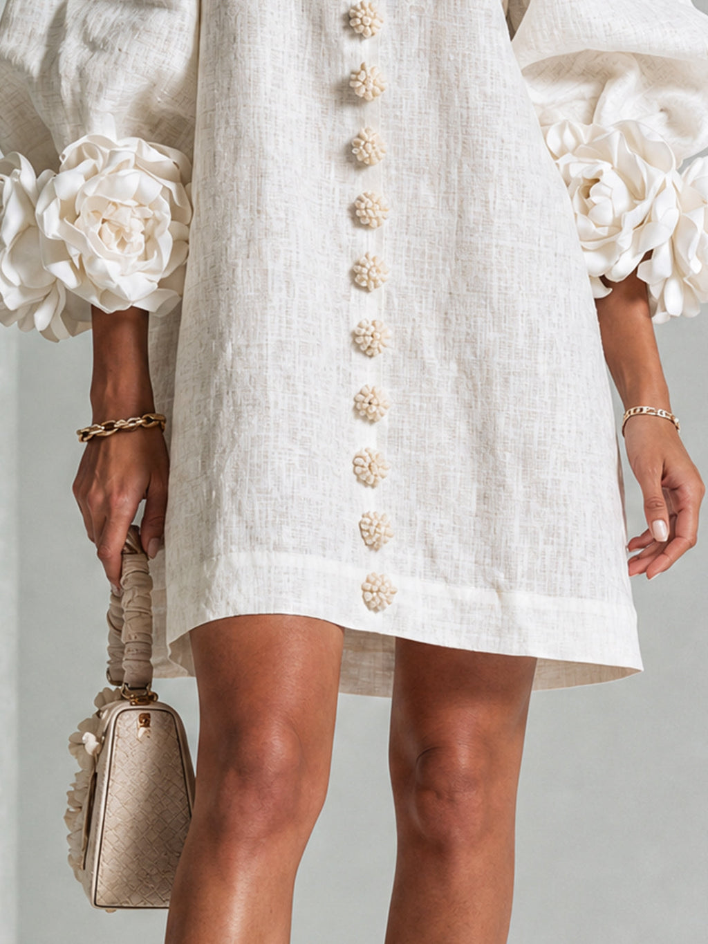 Flor | Minivestido con estampado floral y cierre de botones