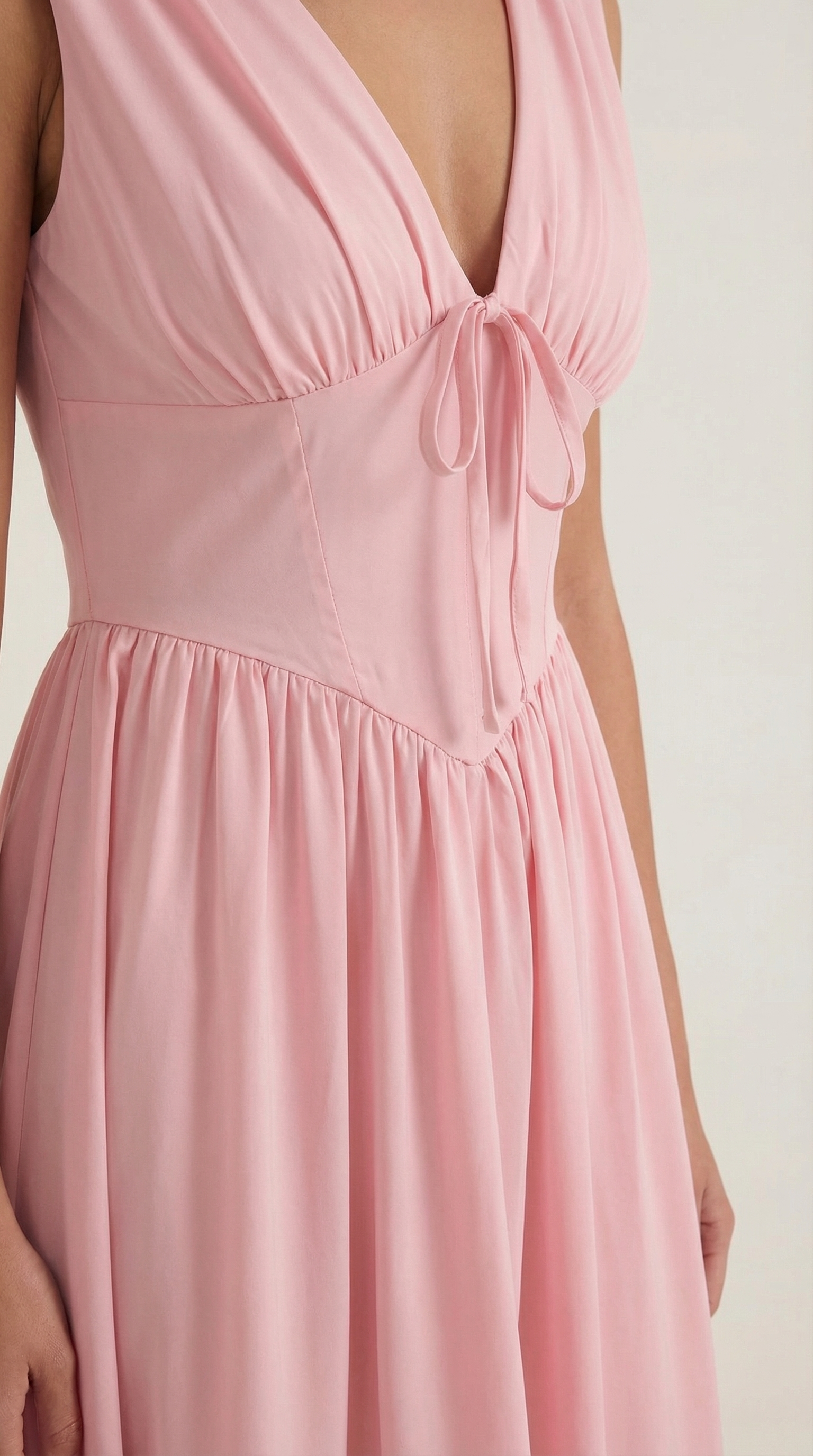 Vestido midi con escote en V Cassiopeia