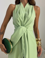 Valentina | Mono Halter con lazo frontal y corte wide-leg palazzo