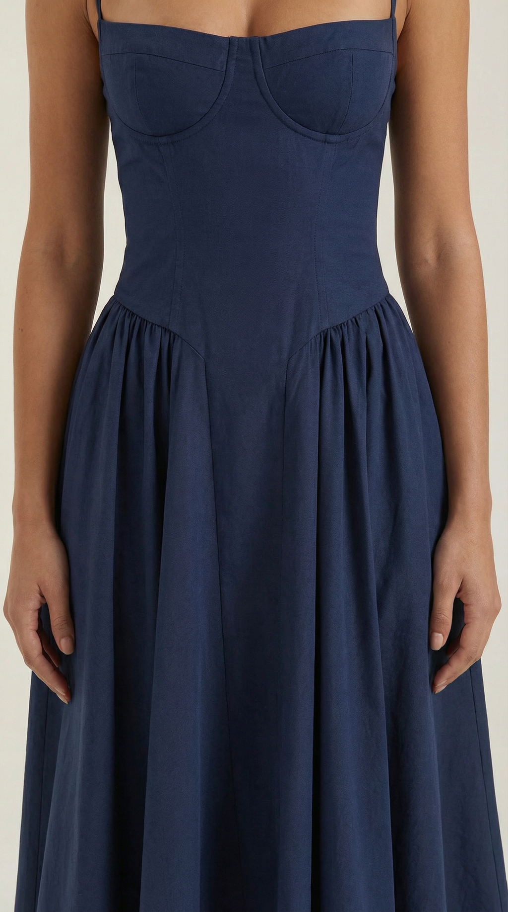 Vestido midi con corsé Odette